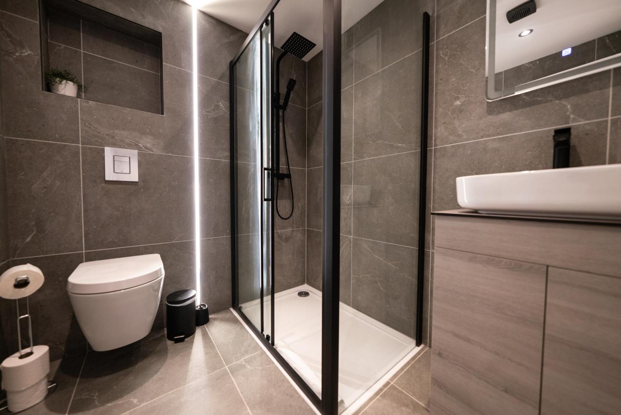 The Battersea Place - Charming 4Bdr Flat Londra Exterior foto
