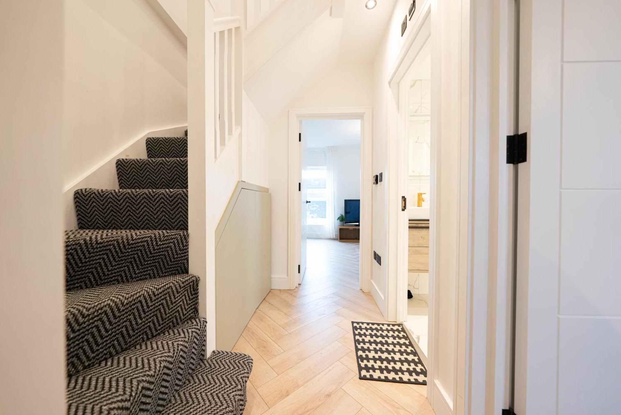 The Battersea Place - Charming 4Bdr Flat Londra Exterior foto
