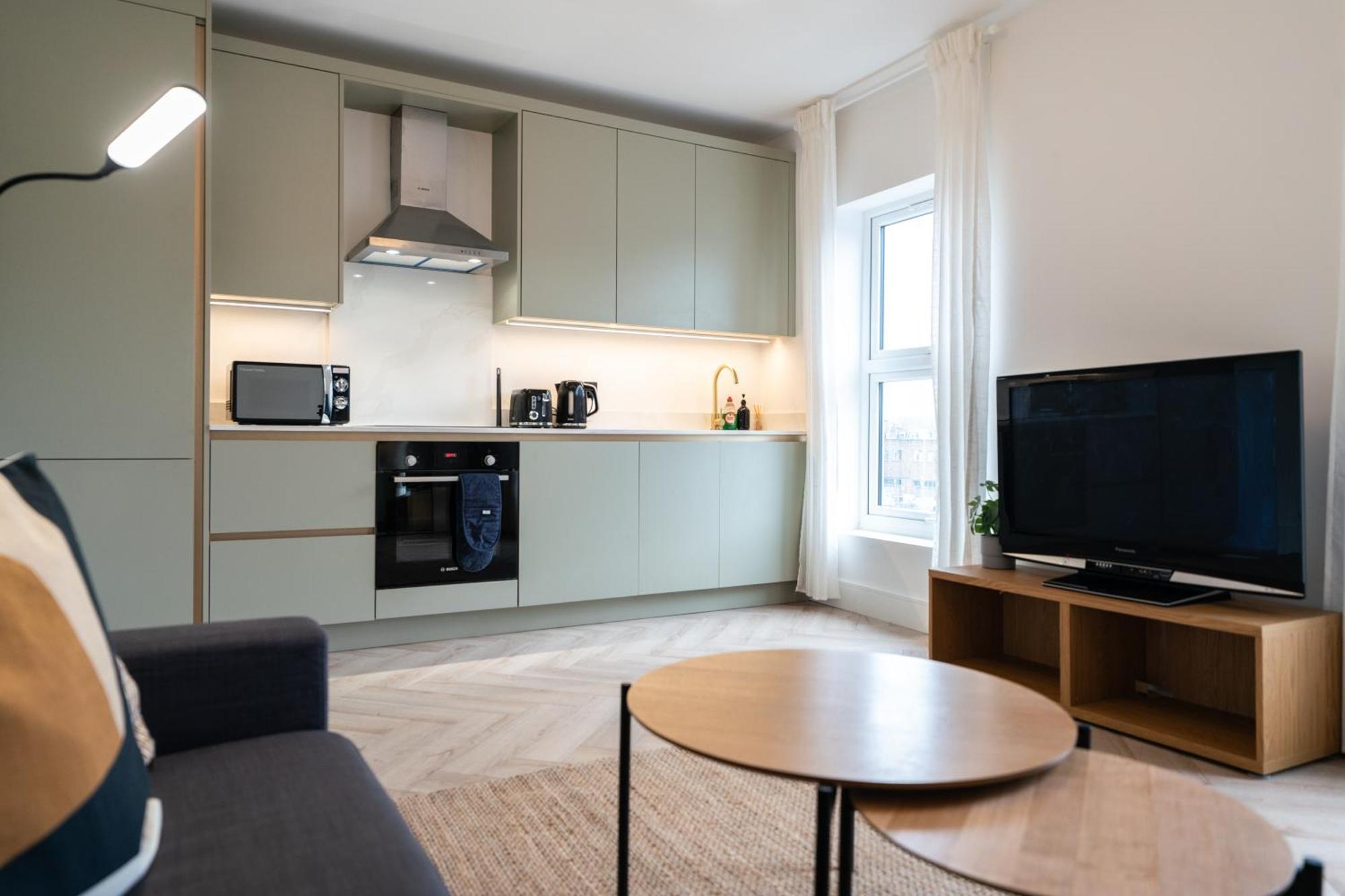 The Battersea Place - Charming 4Bdr Flat Londra Exterior foto